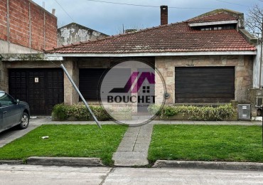 CHALET 4 AMBIENTES LOTE PROPIO EN VENTA | VILLA LOURDES