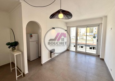 DEPARTAMENTO 2 AMBIENTES A LA CALLE EN VENTA | PLAZA COLON