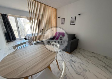 DEPARTAMENTO MONOAMBIENTE CON BALCON Y VISTA AL MAR EN VENTA | CENTRO